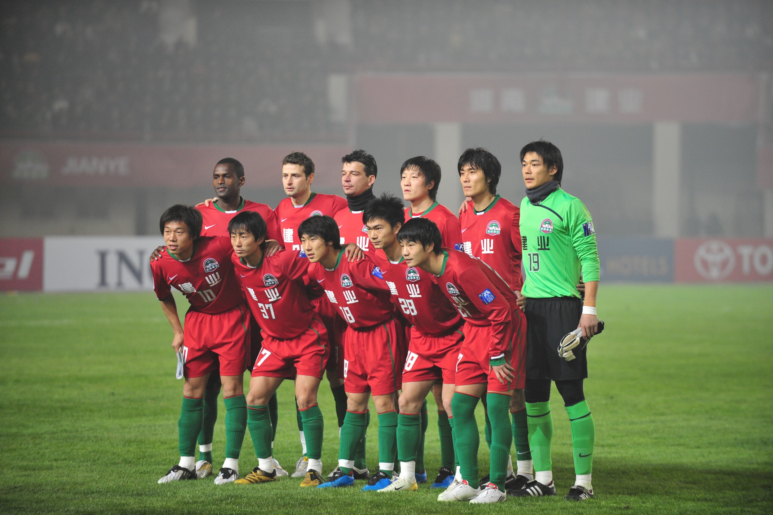 拜仁对门兴格拉德巴赫在线观看 拜仁对门兴格拉德巴赫在线观看